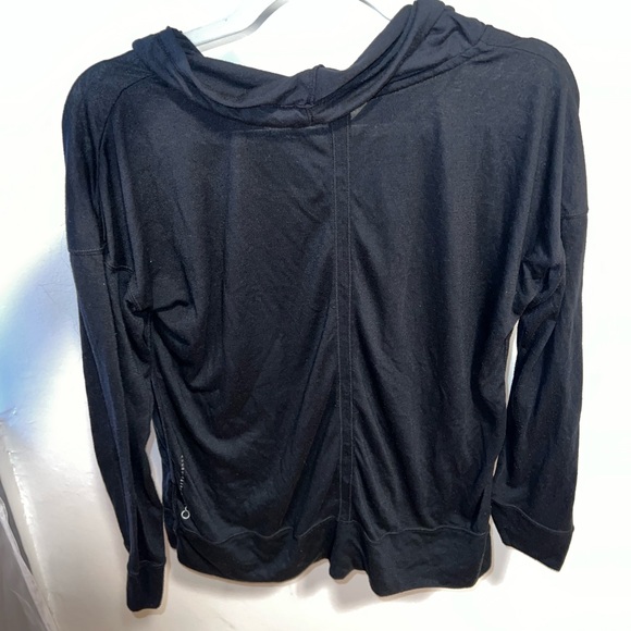 Calvin Klein performance black shirt. - Picture 2 of 2